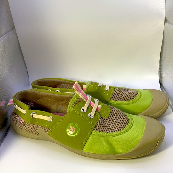 Cudas women’s water shoes size 8 in gently used condition very cute - Picture 2 of 6